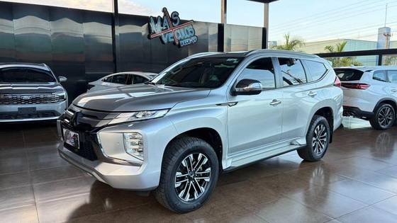 MITSUBISHI PAJERO SPORT 2.4 16V MIVEC TURBO DIESEL HPE-S AWD AUTOMÁTICO MITSUBISHI PAJERO SPORT 2.4 16V MIVEC TURBO DIESEL HPE-S AWD AUTOMÁTICO